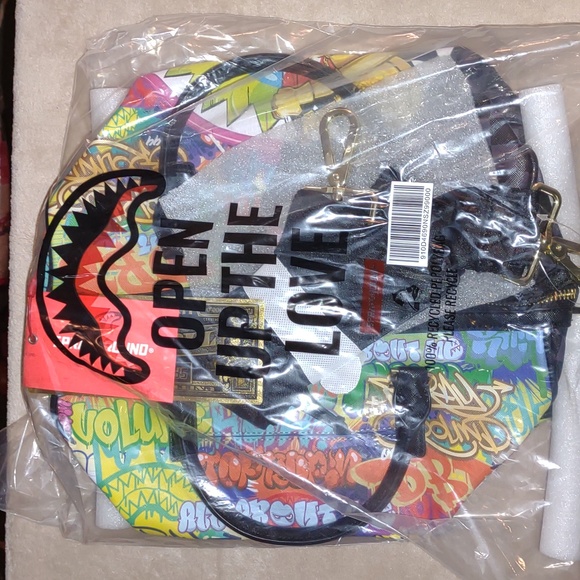 🪐SPRAYGROUND💫 Astromane Shark in Space Mini Duffle Alien invaders , - Picture 9 of 10